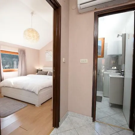 Lola Apartment Veprinac