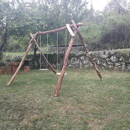 Apartman Lola *